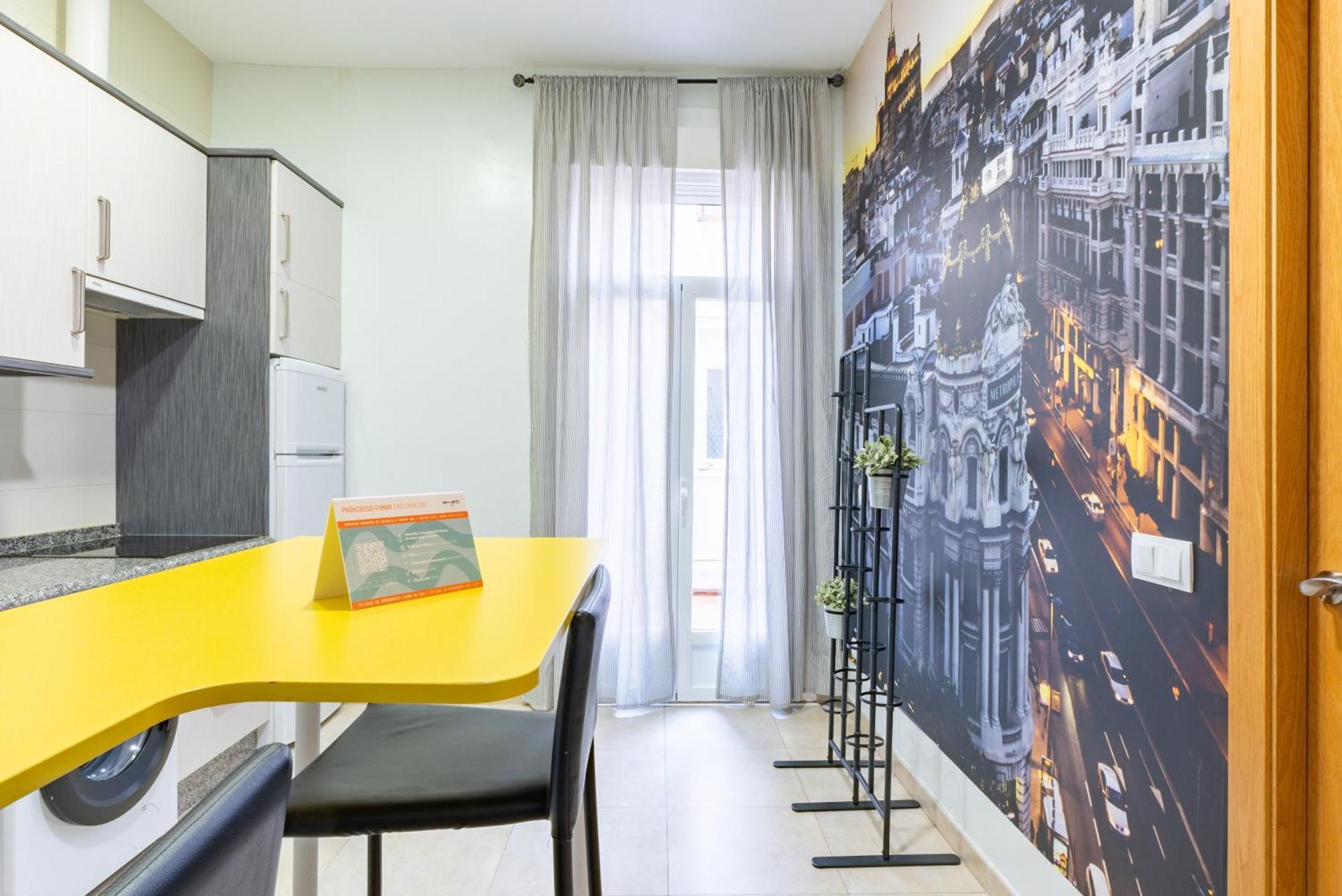 Апарт отель Smartr Madrid Chueca Экстерьер фото