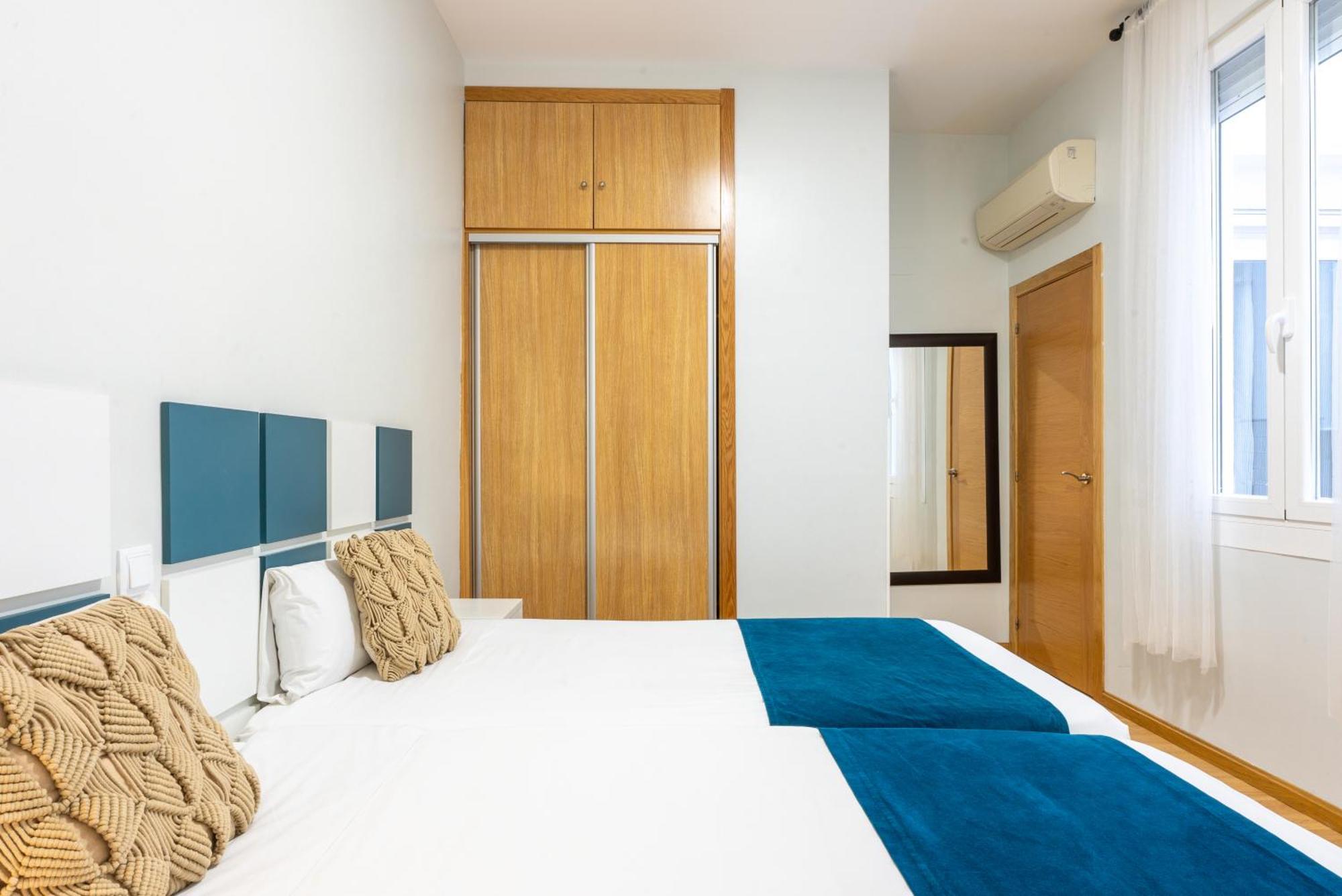 Апарт отель Smartr Madrid Chueca Экстерьер фото