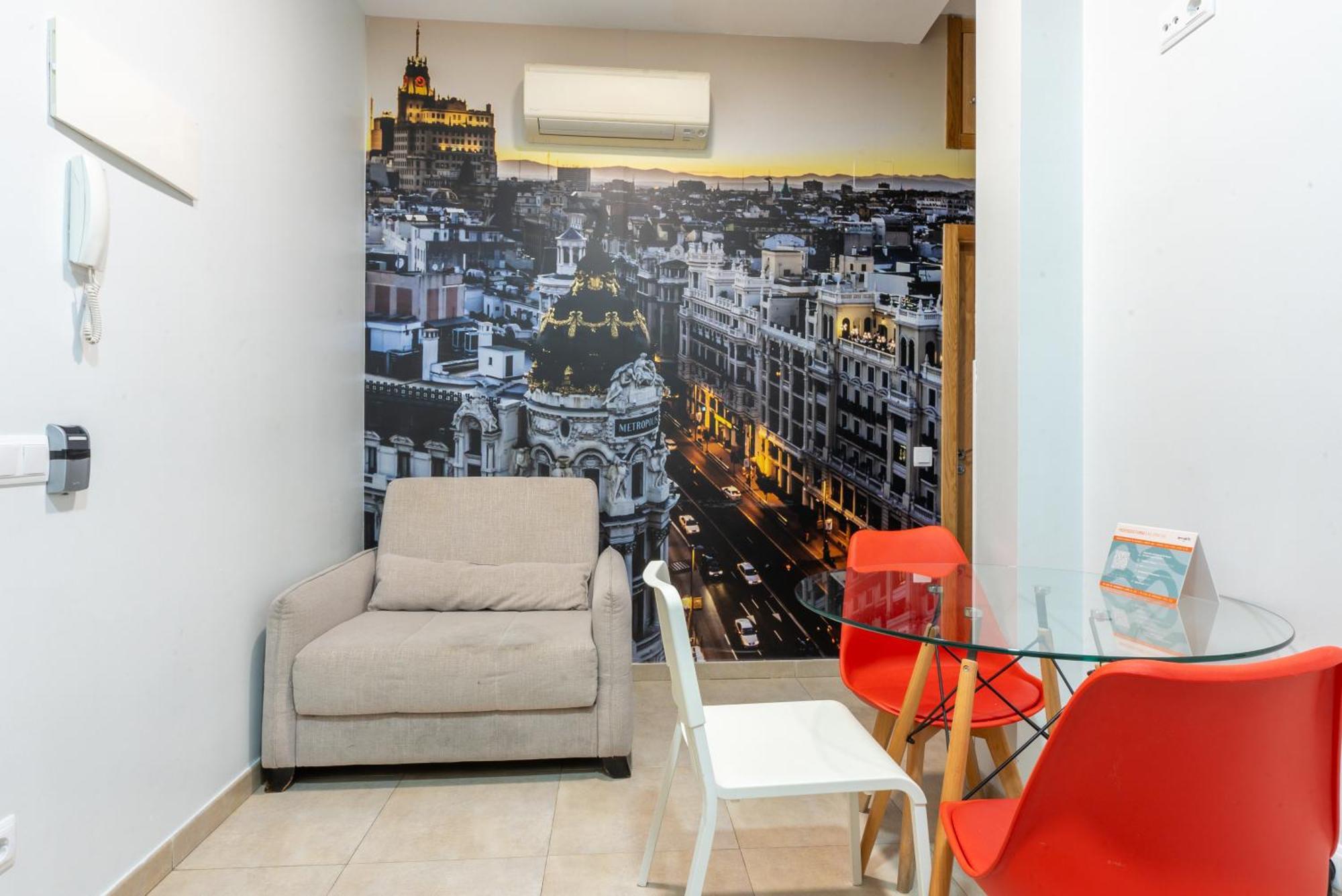 Апарт отель Smartr Madrid Chueca Экстерьер фото